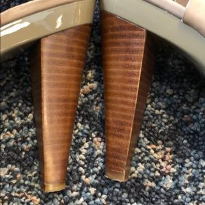 Michael Kors Shoes - Like new nude Michael Kors platform, stack heels Michael Kors Shoes - Like new nude Michael Kors platform, stack heels